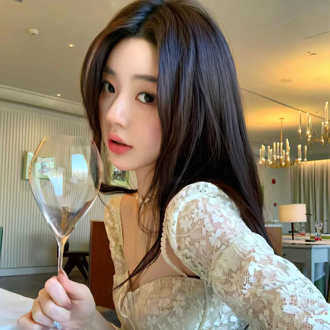 推动摇篮的手