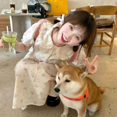 草裙春色
